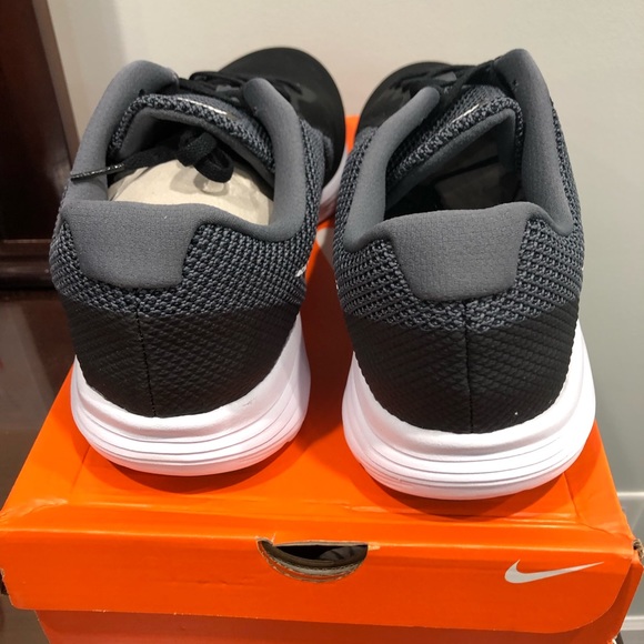 NIKE revolution 3 (4E) Men’s Size 15 - Picture 5 of 5